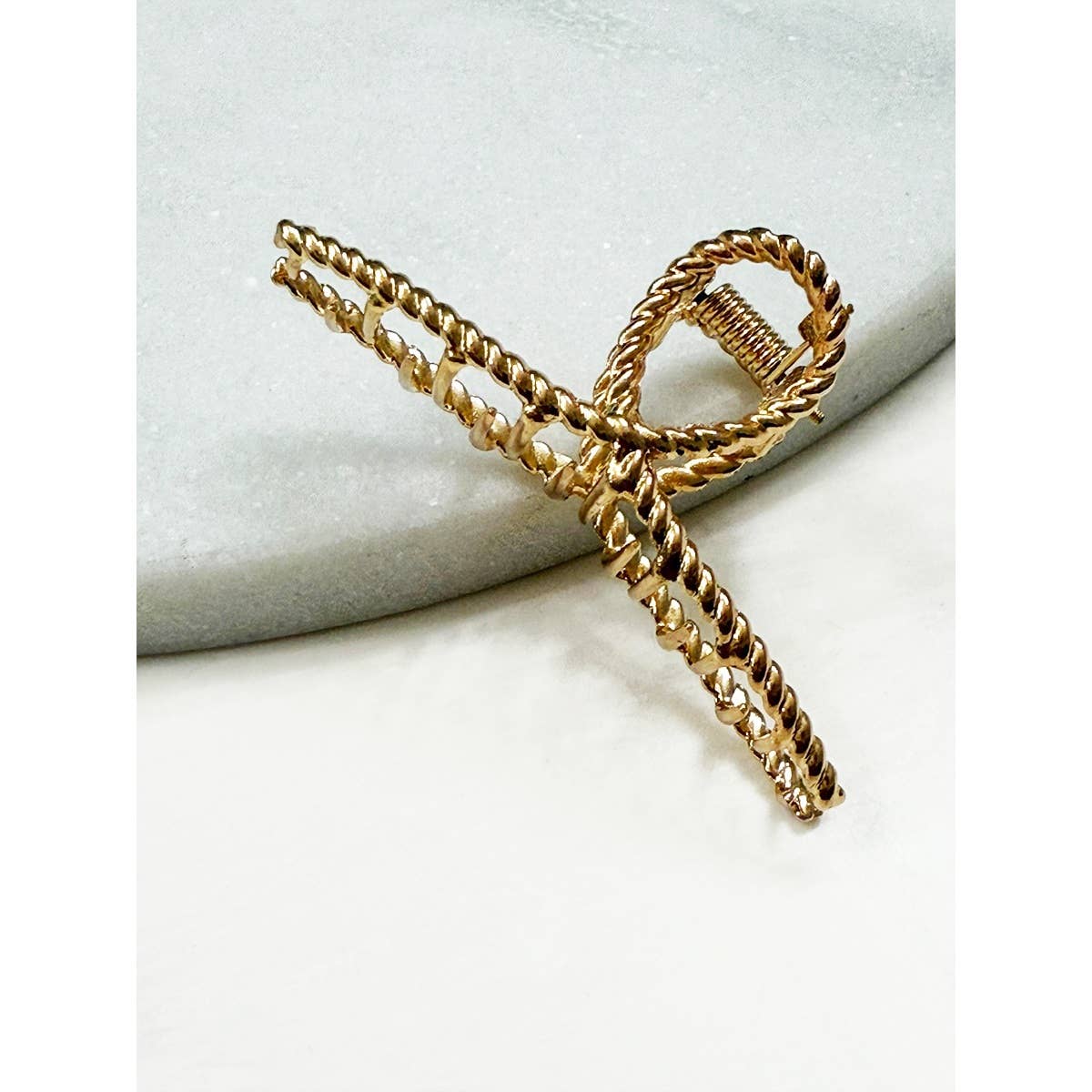 Medium Metal Loop Hair Claw