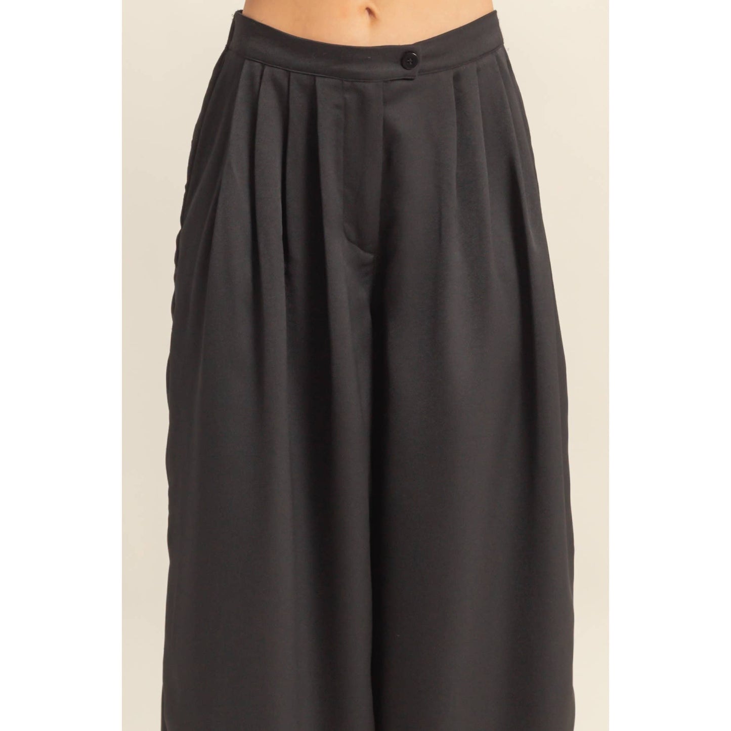 Wide-Leg Palazzo Pants With Pleated Detail