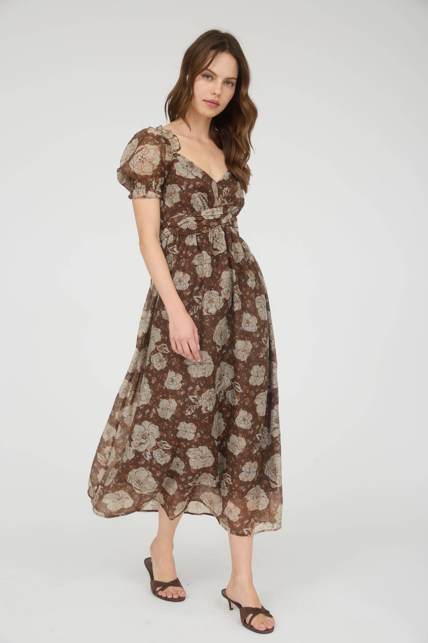 FLORAL SWEETHEART NECK BACK TIE MIDI DRESS