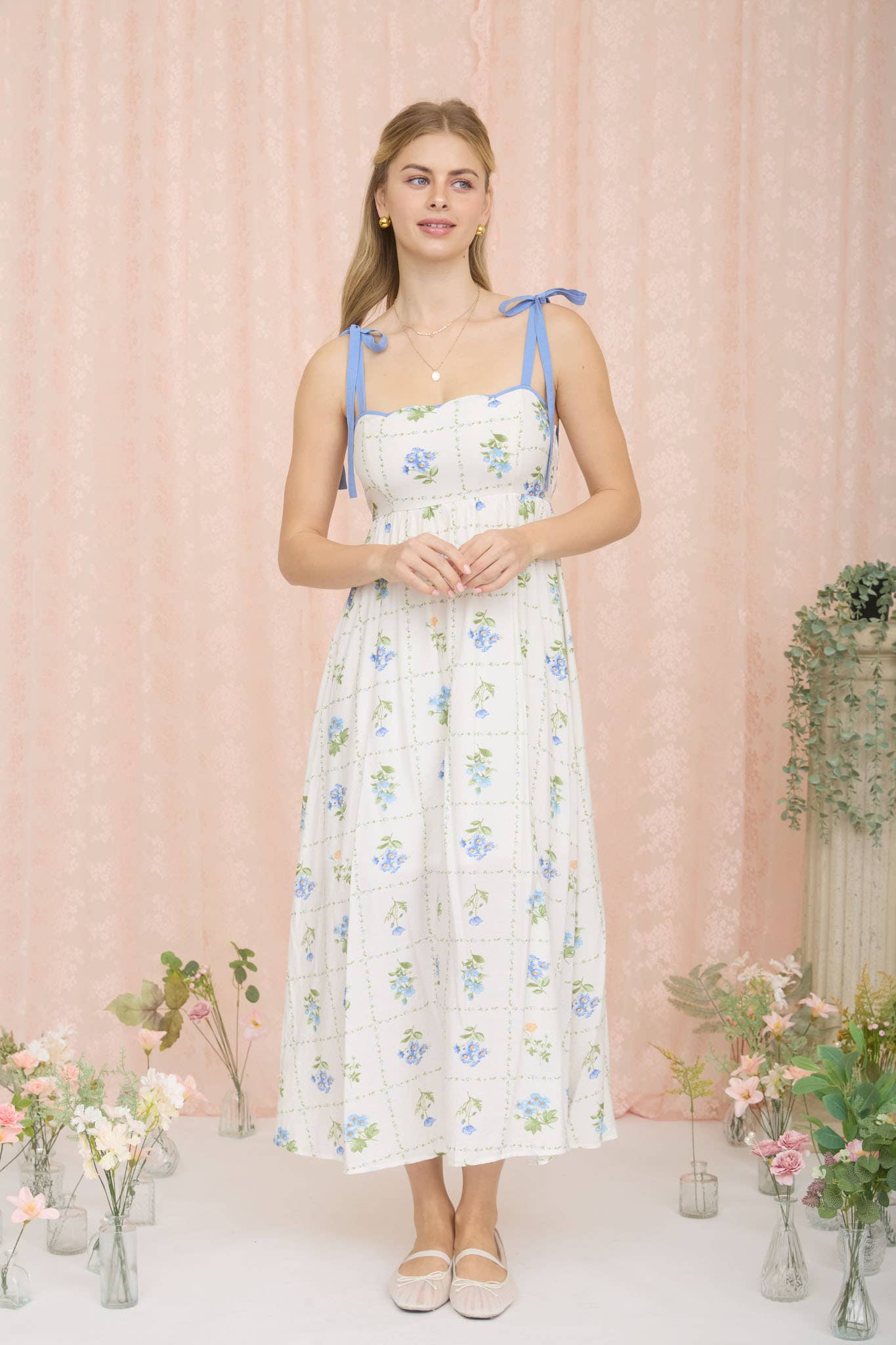 Emma FLORAL TILE PATTERN SCALLOPED TIE STRAP MIDI DRESS