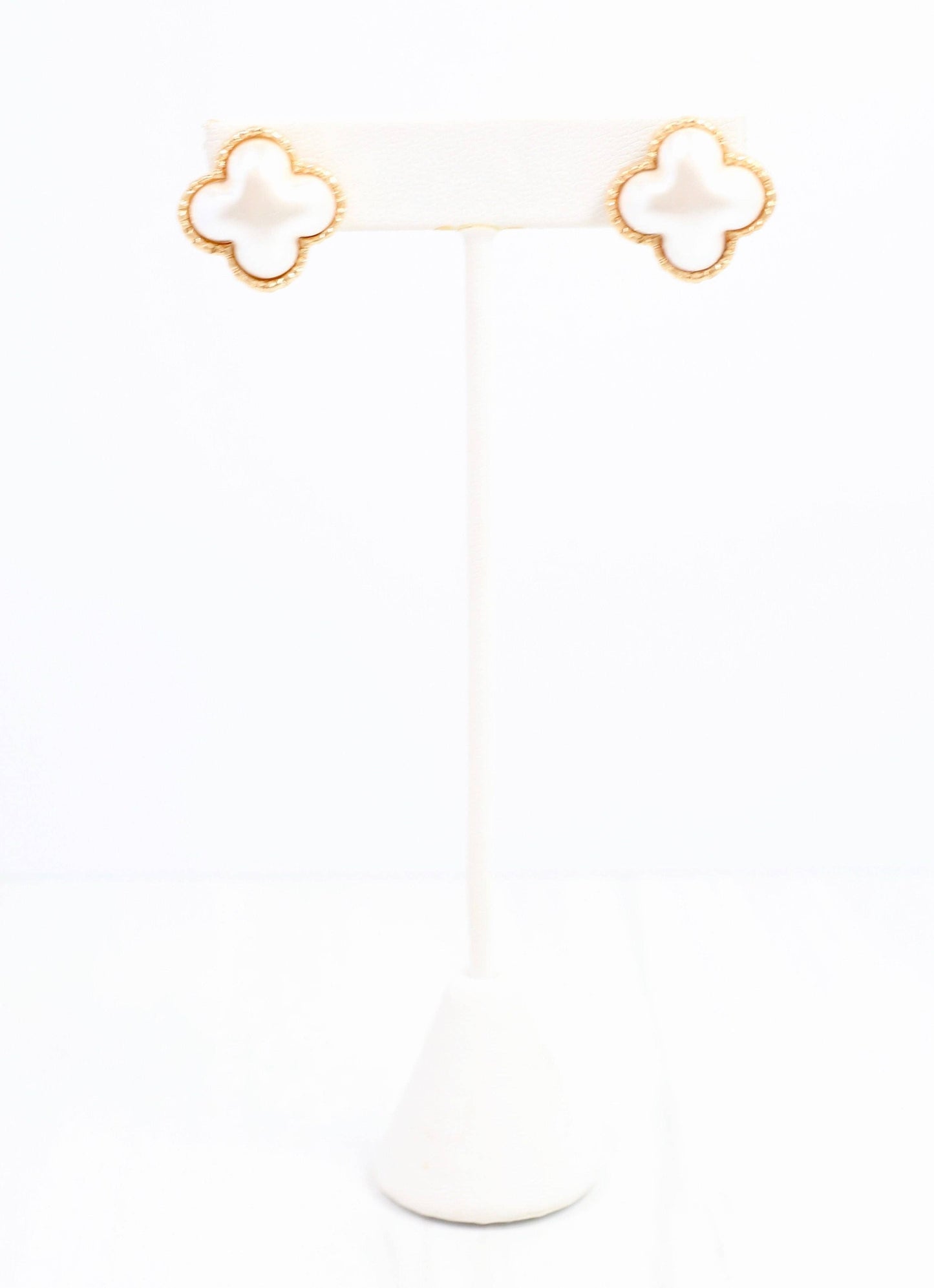 Massey Clover Stud Earring Pearl: Default
