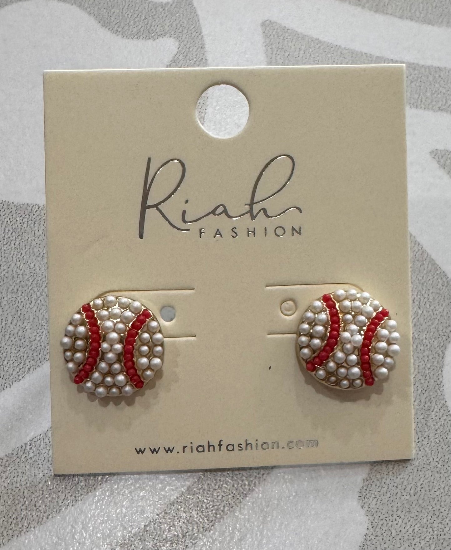 SPORTS SEED BEAD STUD EARRINGS