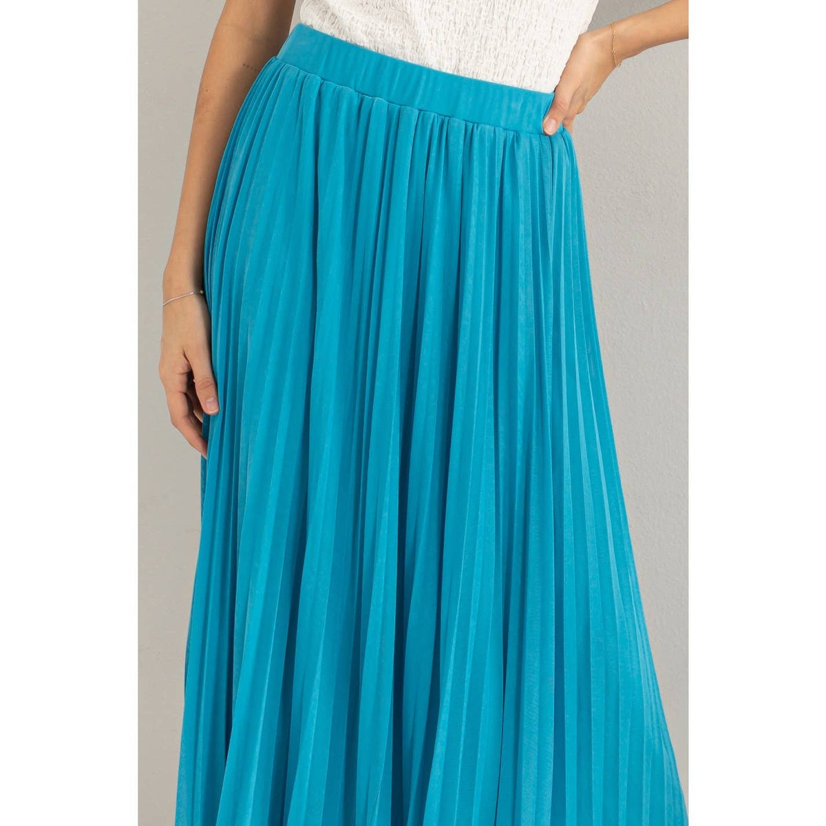 Pleated High-Waist Mesh Skirt (Multiple Colors)
