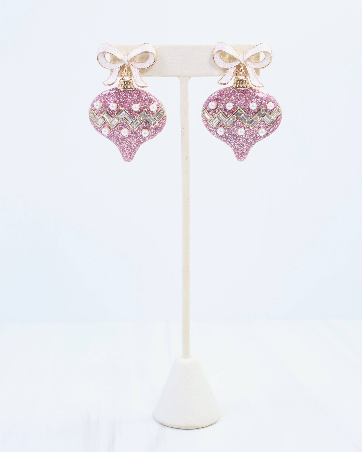 Bridger Bow and Ornament Earring Pink