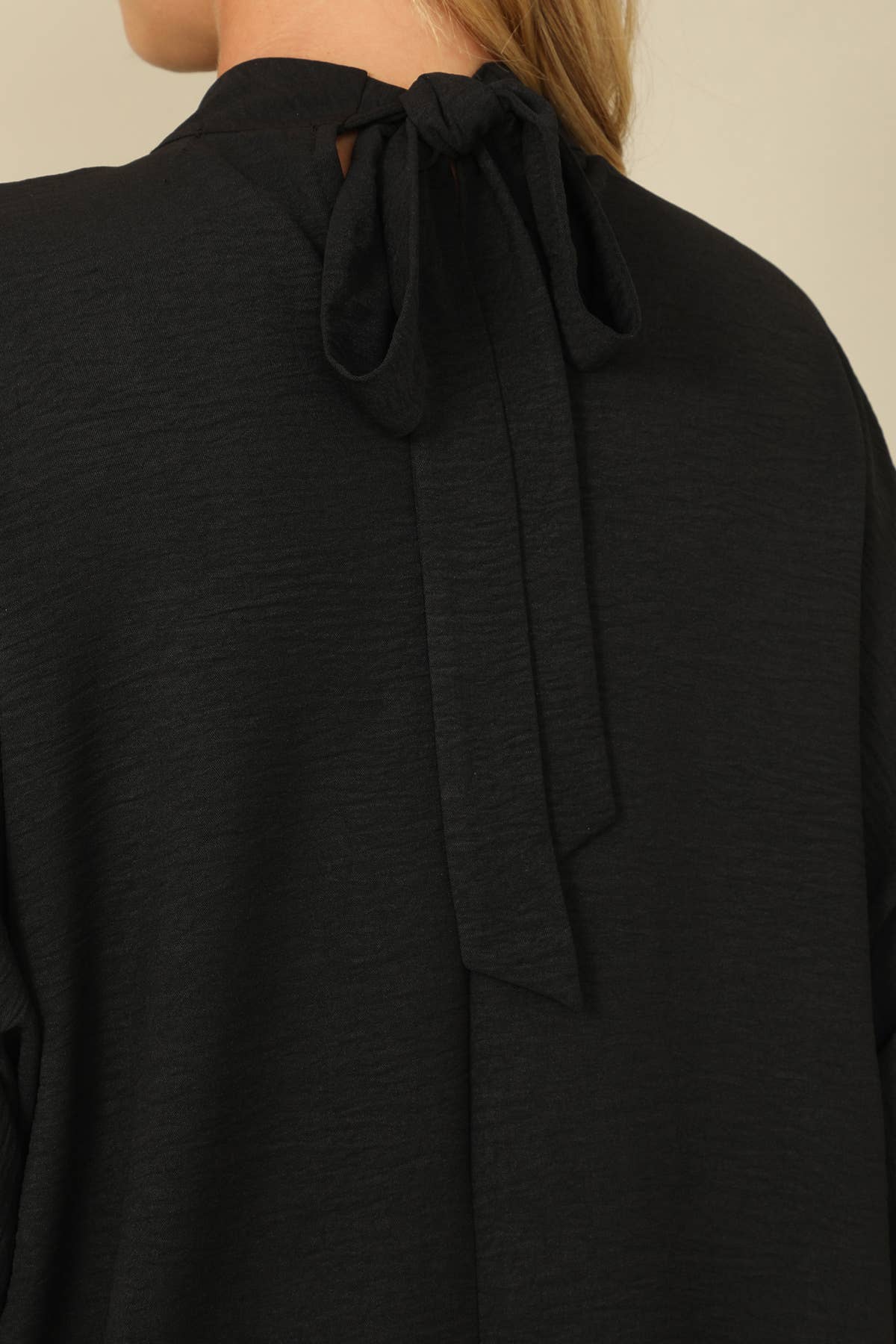 DOLMAN SLEEVE HIGH NECK TOP