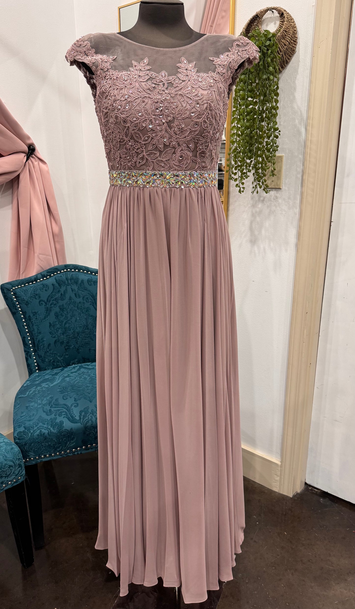 Beaded Waistband Dress ~ Size Small