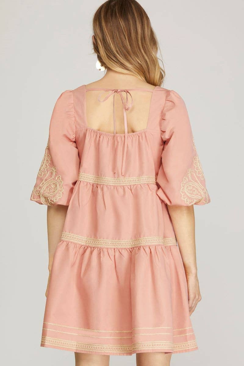 ROSE EMBROIDERED PUFF SLEEVES TIERED WOVEN MINI DRESS