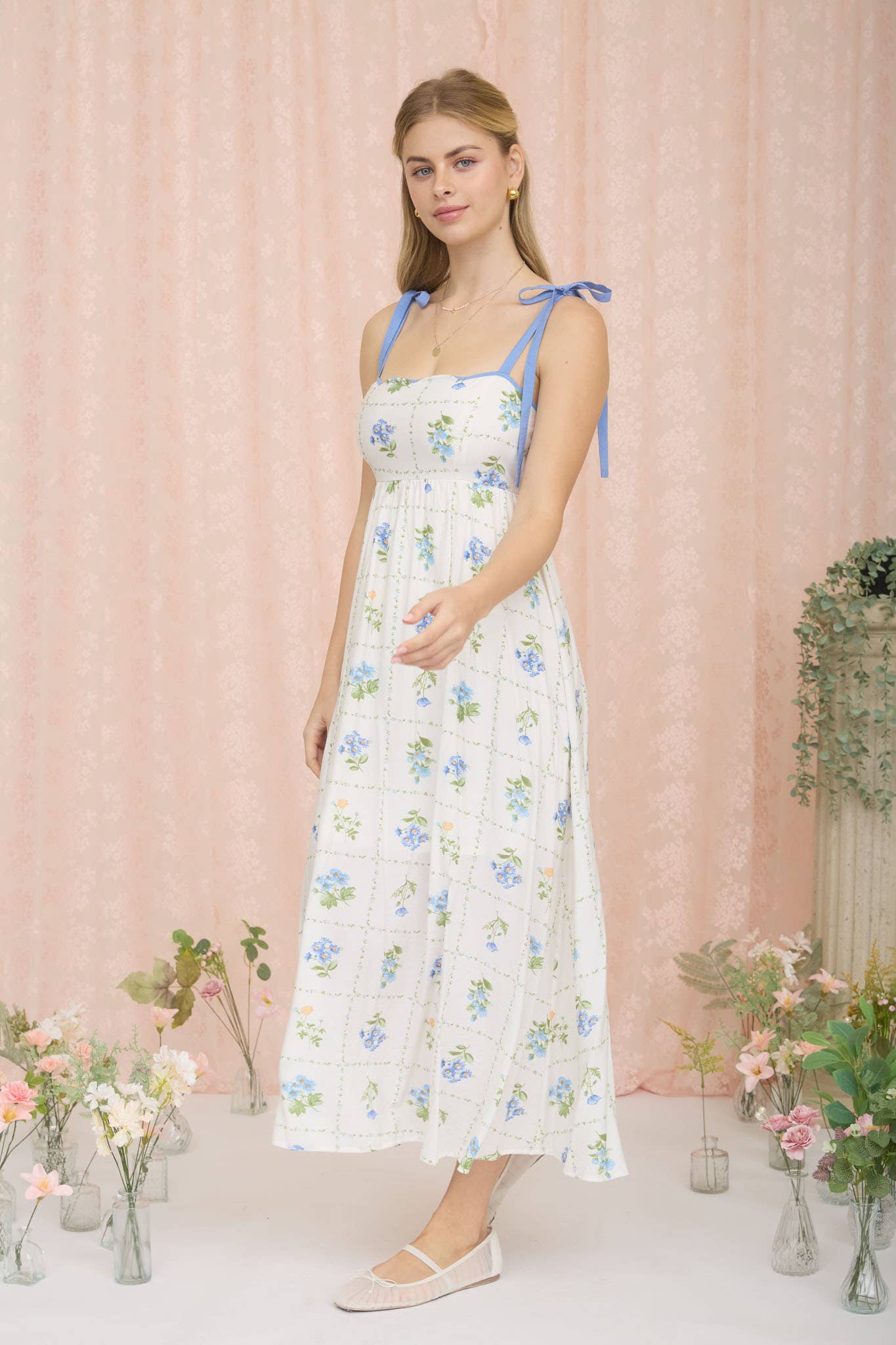 Emma FLORAL TILE PATTERN SCALLOPED TIE STRAP MIDI DRESS