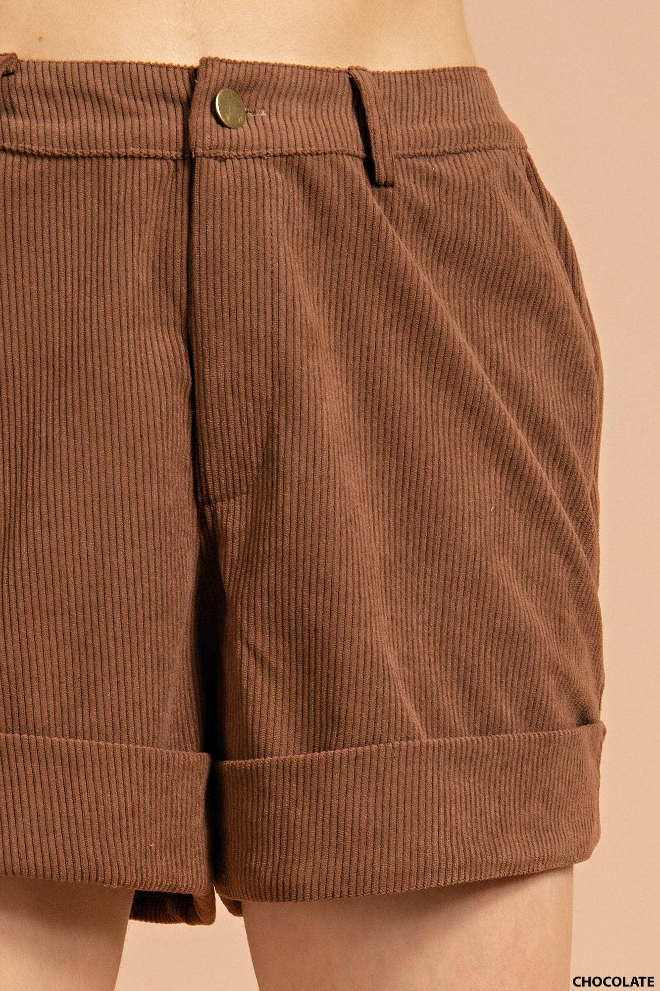 CHOCOLATE CORDUROY CUFF SHORTS