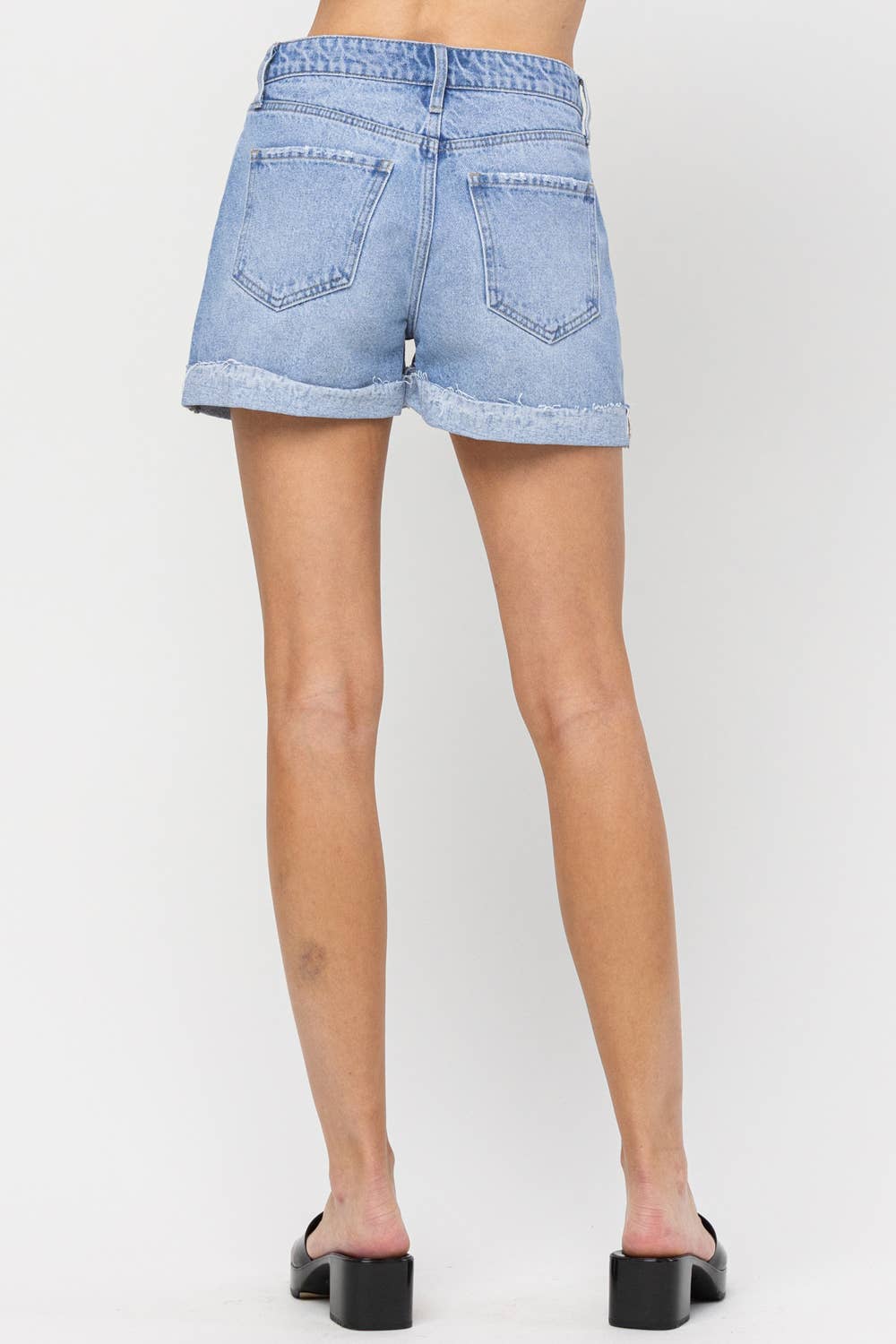 High Rise Cuffed Mom Shorts Light Denim