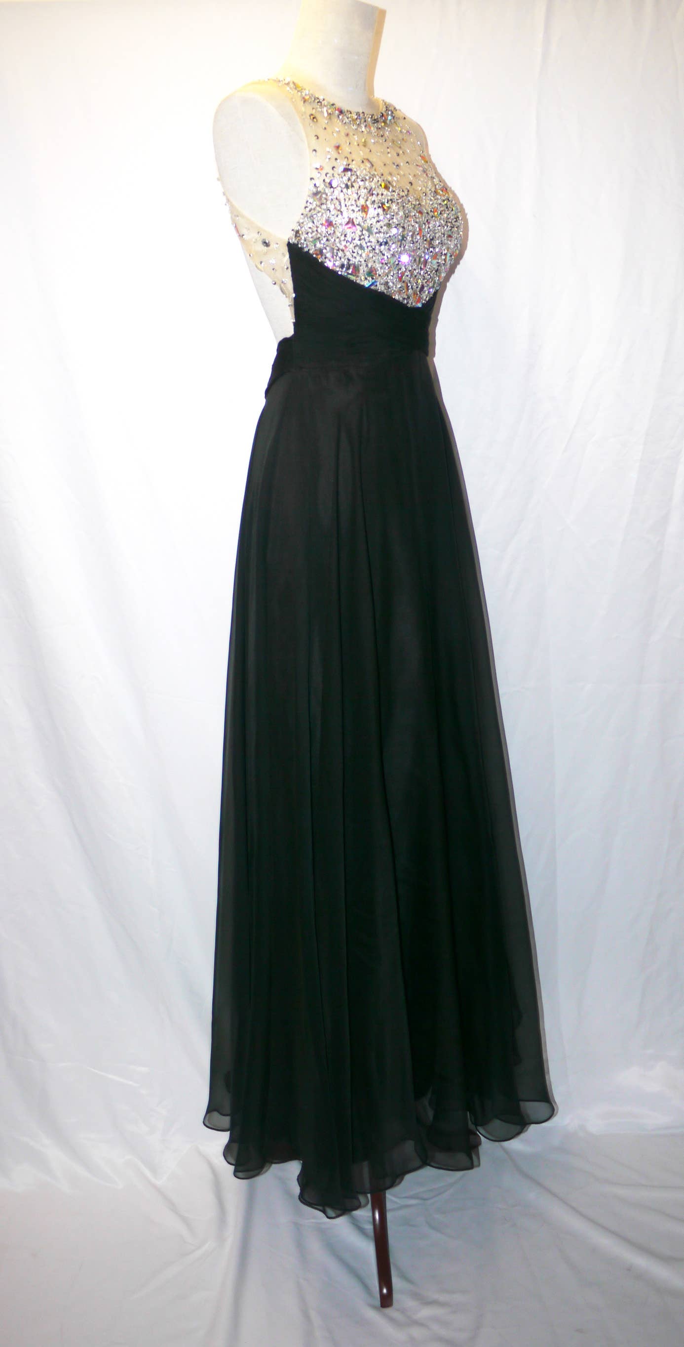 Chiffon Dress With Jewel Rhinestones ~ Medium