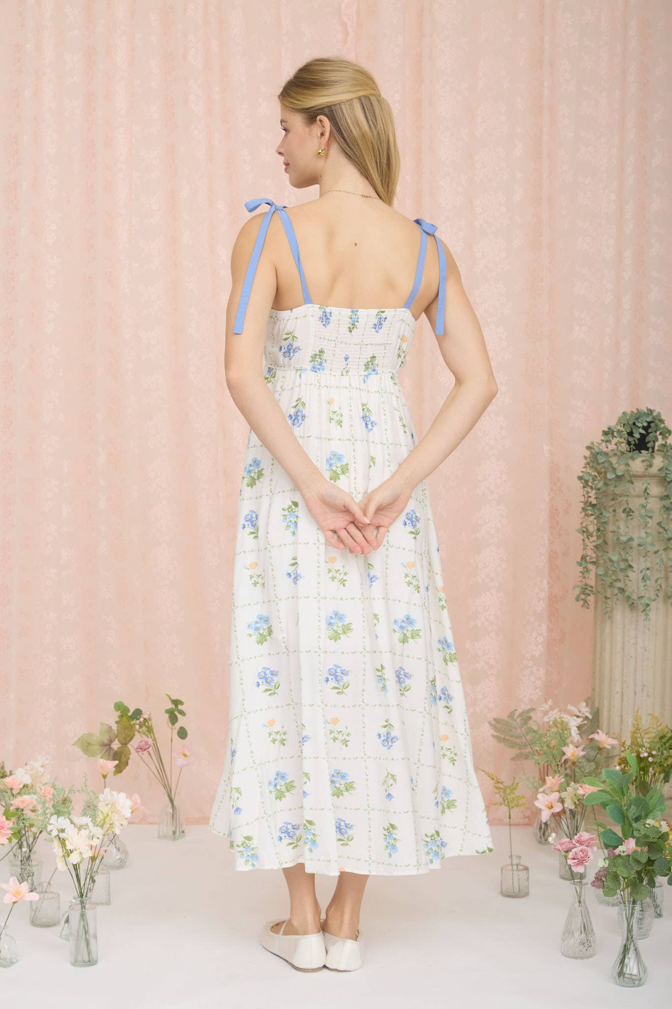 Emma FLORAL TILE PATTERN SCALLOPED TIE STRAP MIDI DRESS