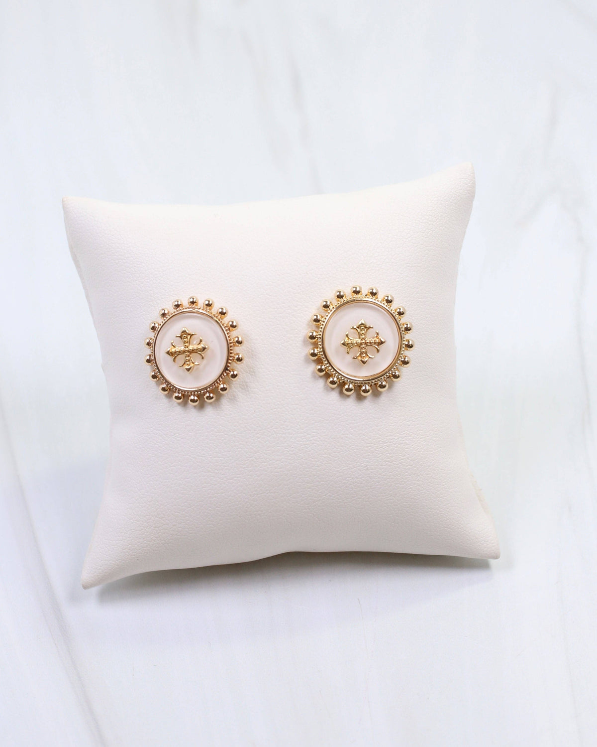 Kempsey Coin Stud Earring White: Default