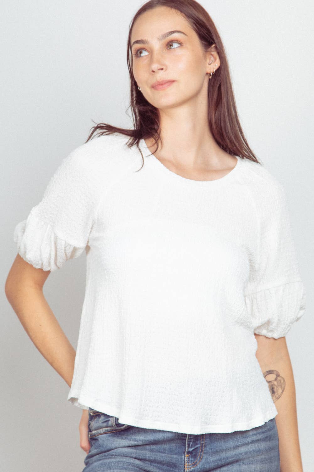 Half Puff Sleeve Crinkle Knit Top