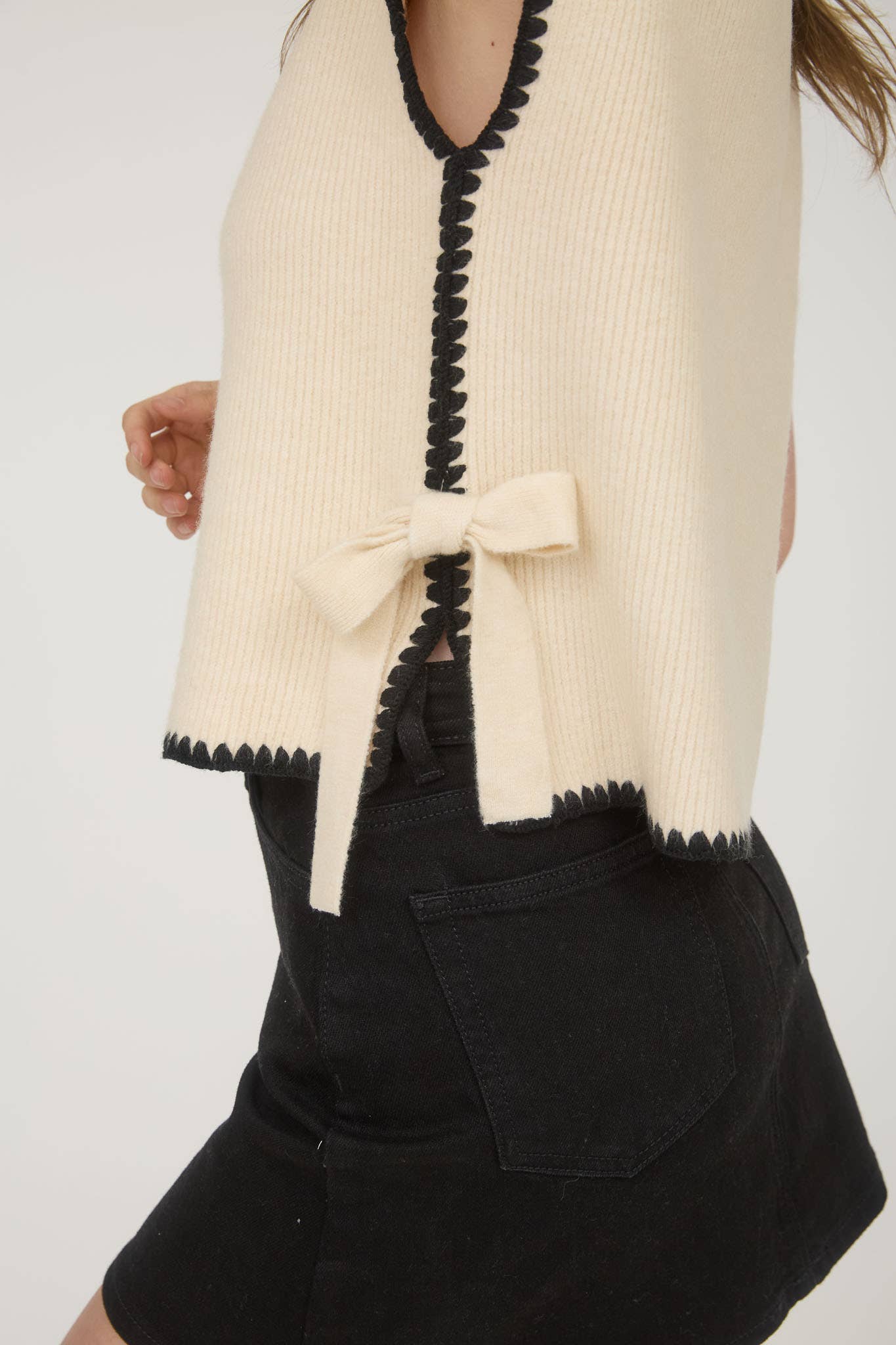 MOCK NECK CONTRAST STITCH SIDE TIE SWEATER TOP