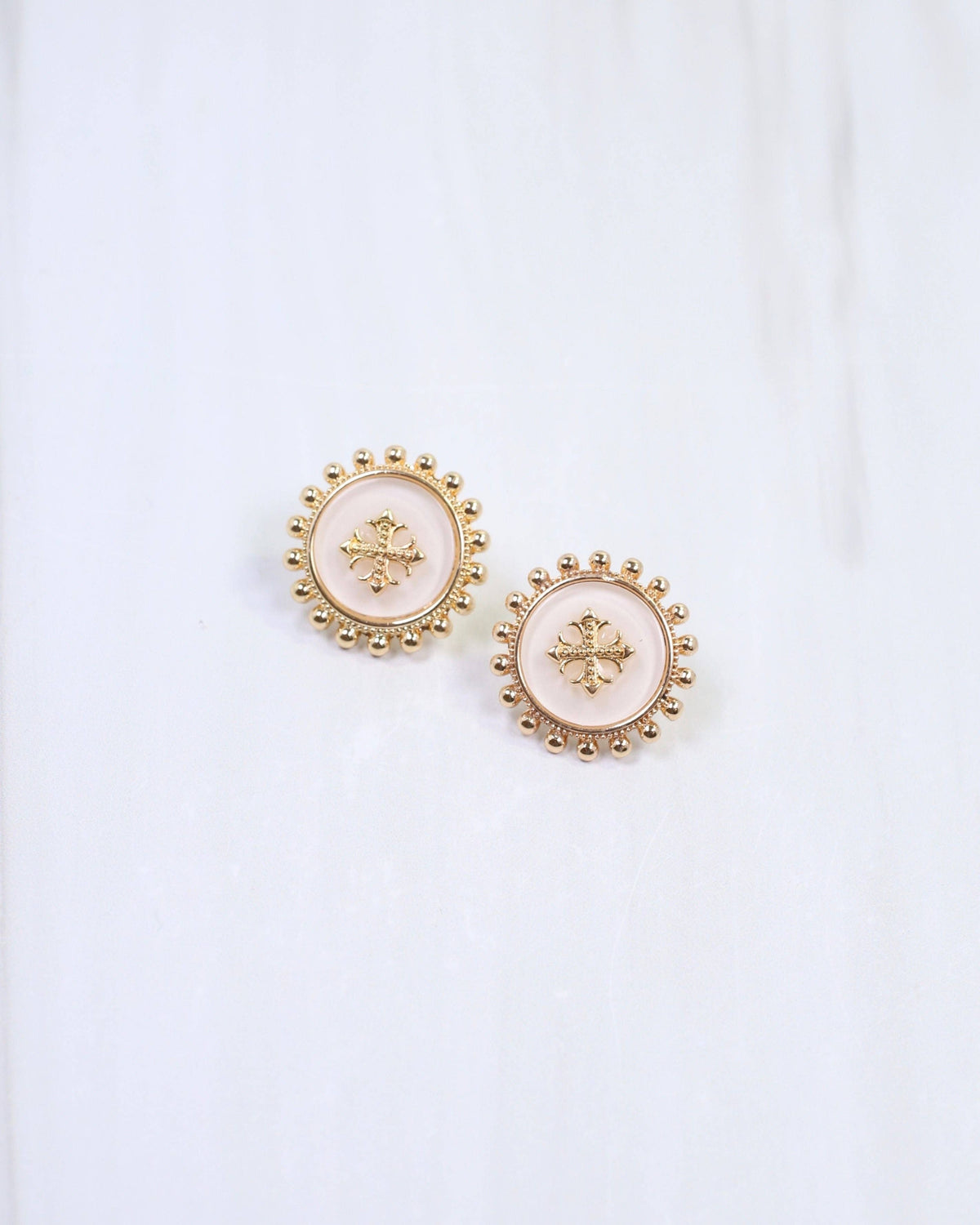Kempsey Coin Stud Earring White: Default