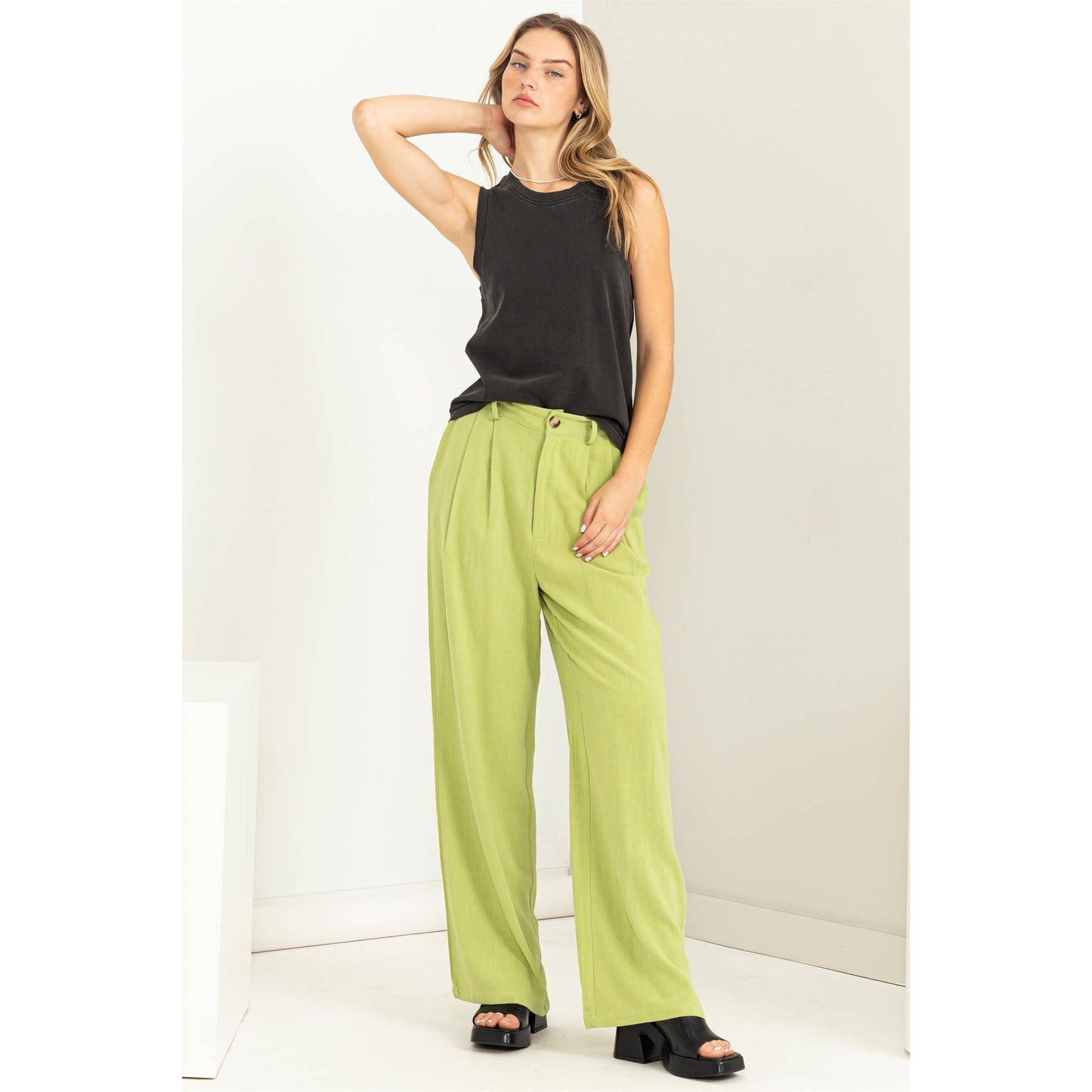 RELAX FIT HIGH WAISTED TROUSERS