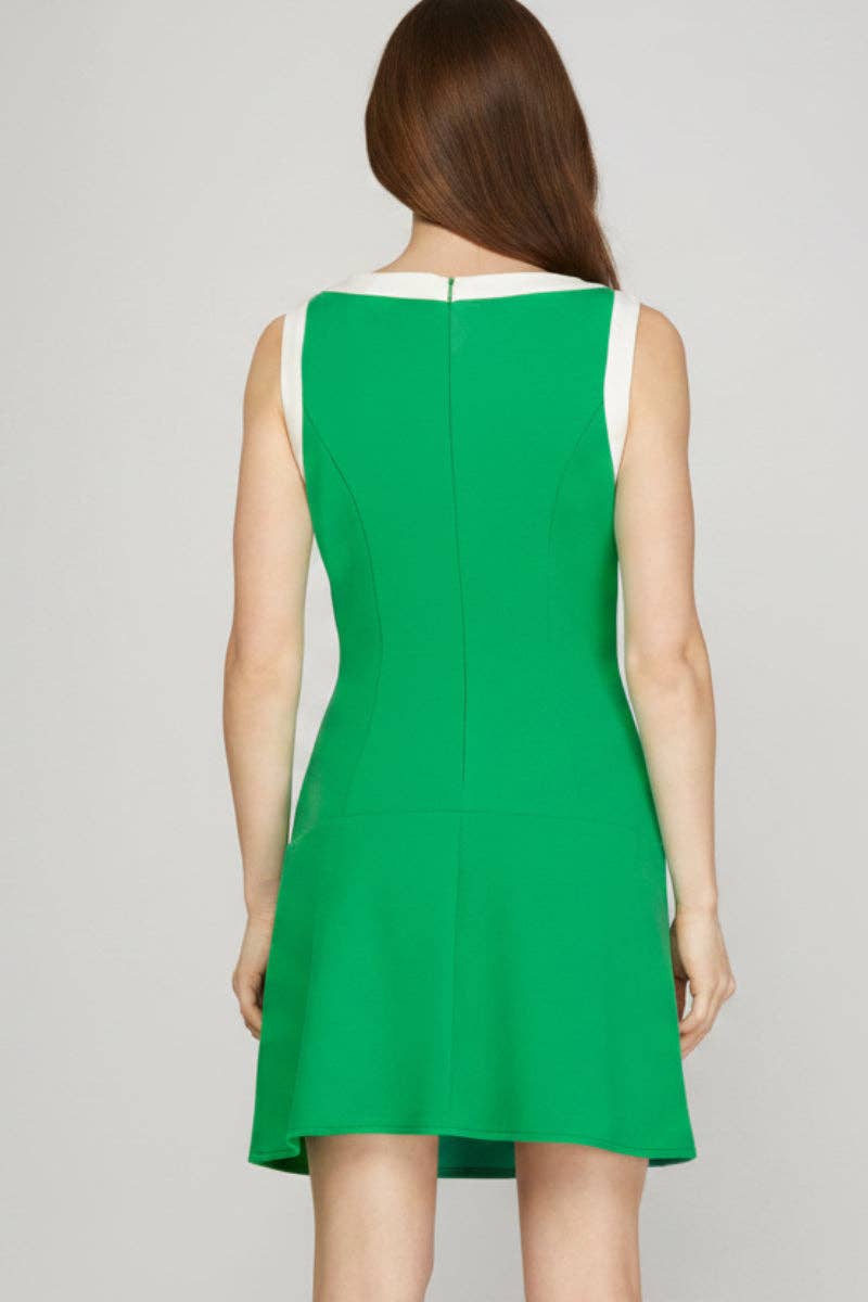 SLEEVELESS CONTRAST DETAIL HEAVY KNIT MINI DRESS