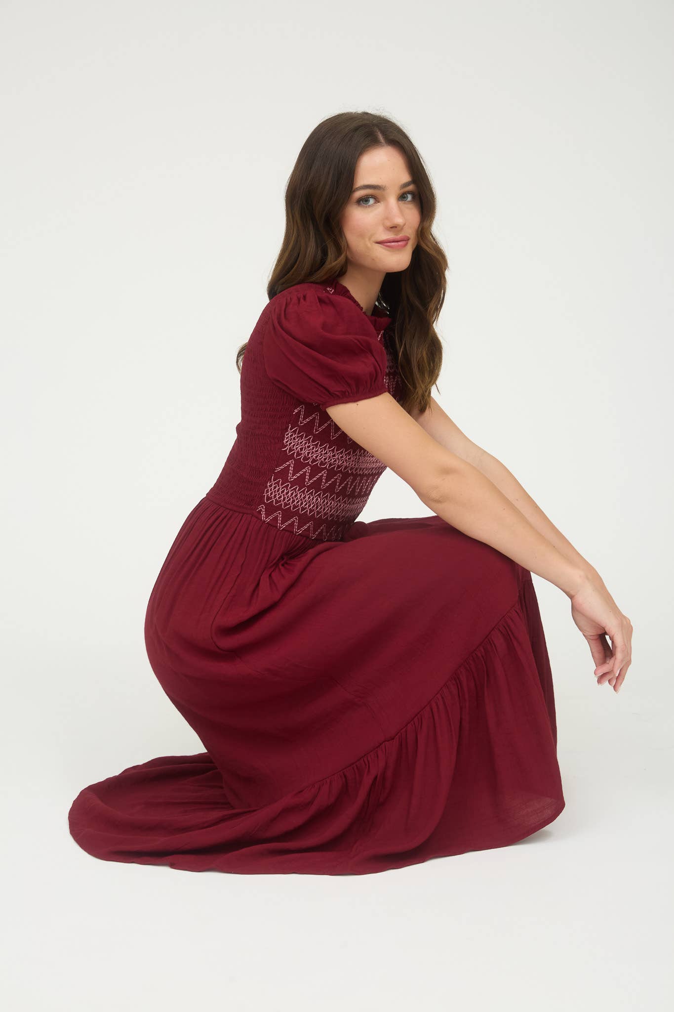 CONTRAST SMOCKED DETAIL PUFF SLEEVE MIDI DRESS