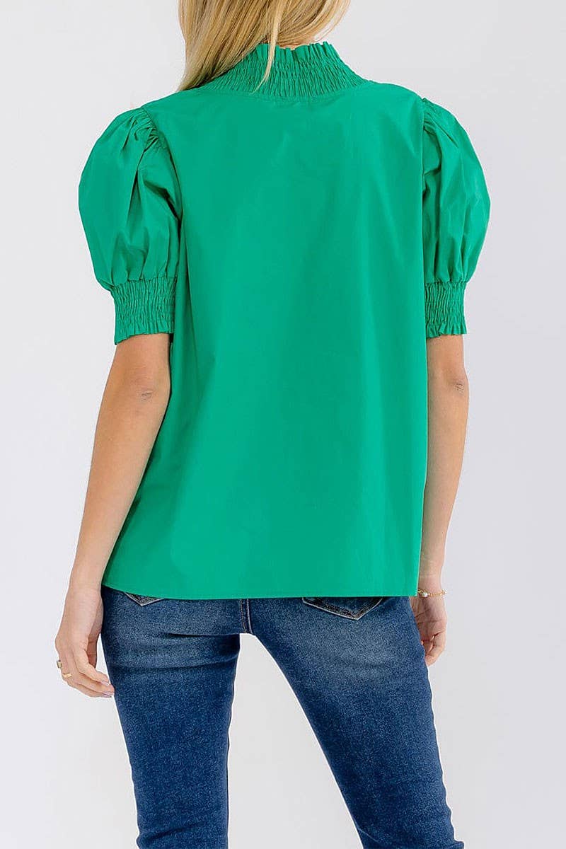 SHORT PUFF SLEEVE V-NECK RUFFLE BLOUSE